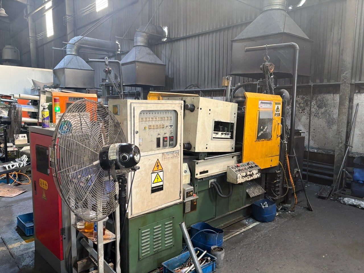 Zinc die casting machine 2.jpg